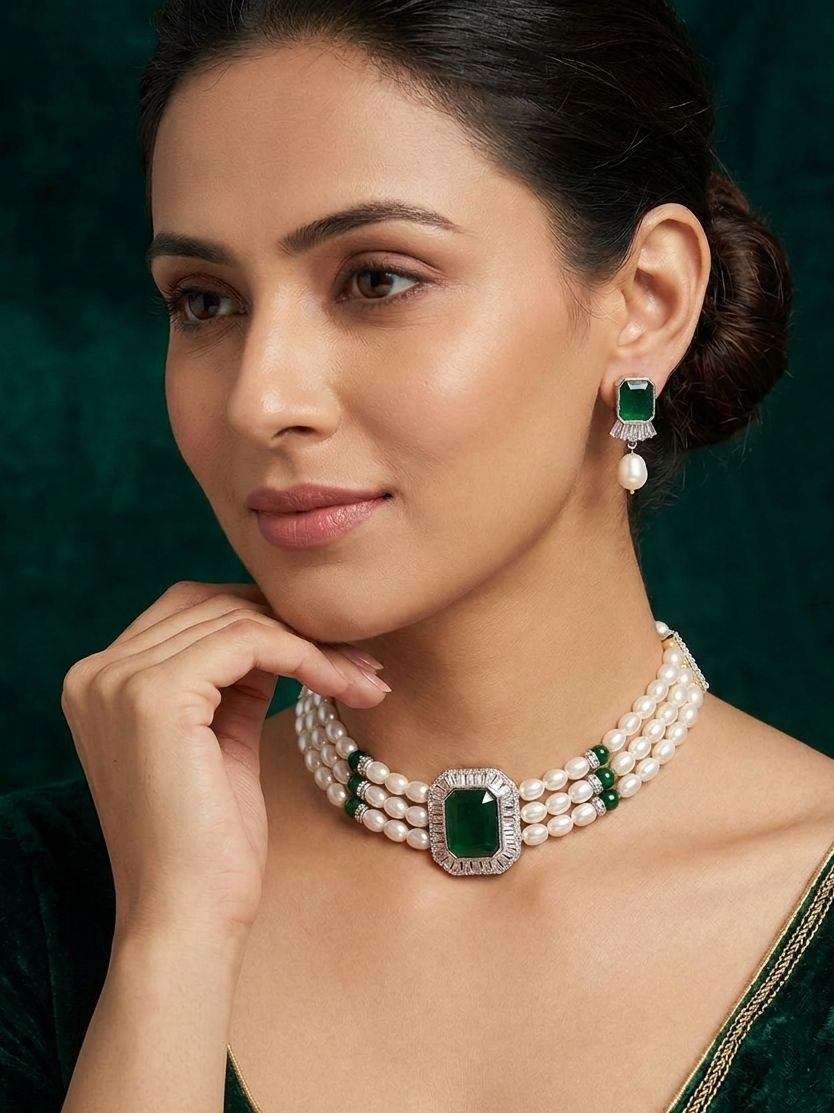 Triple strand Emerald & Pearl Choker Set