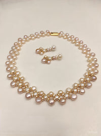 Button layered pearls set
