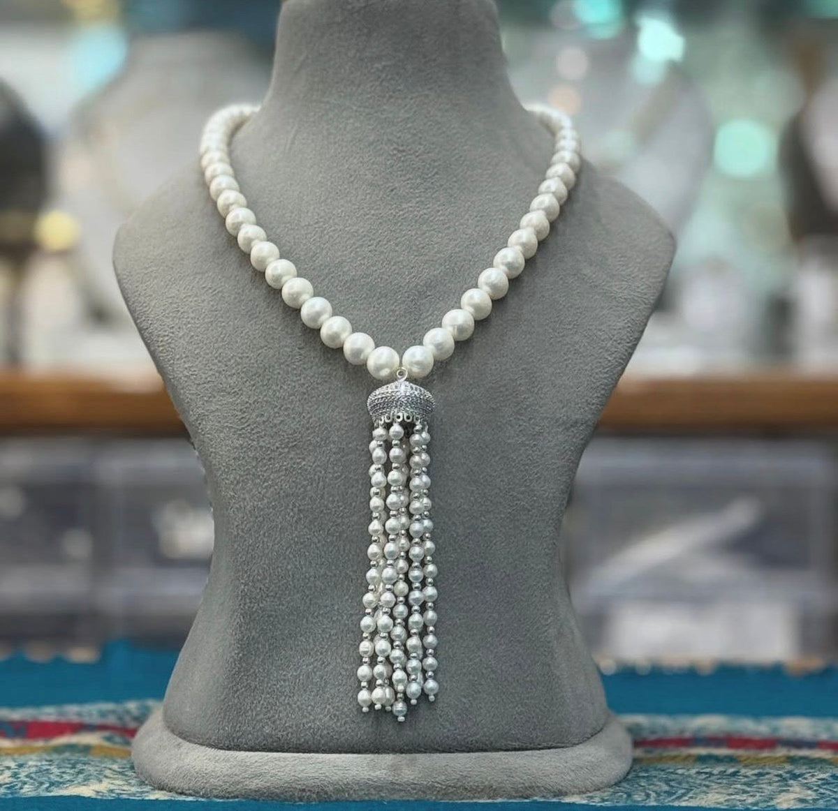 White pearl Tassel Necklace
